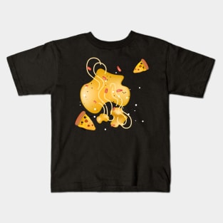 Pasta carbonara in kitchen Kids T-Shirt